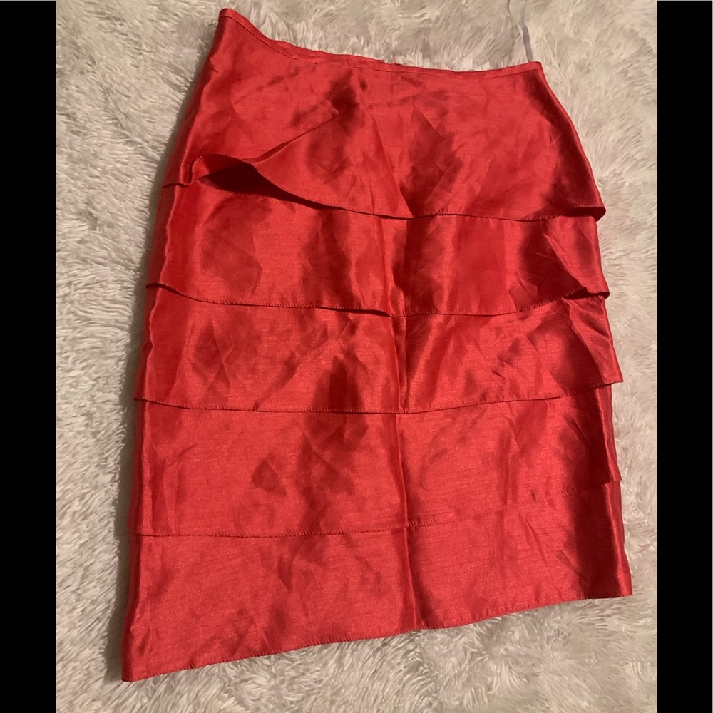 Isabella tiered skirt size 10 women pink career